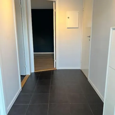 Romslig Pa Strandodden Apartment *