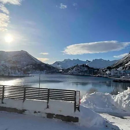 Romslig Pa Strandodden Leilighet